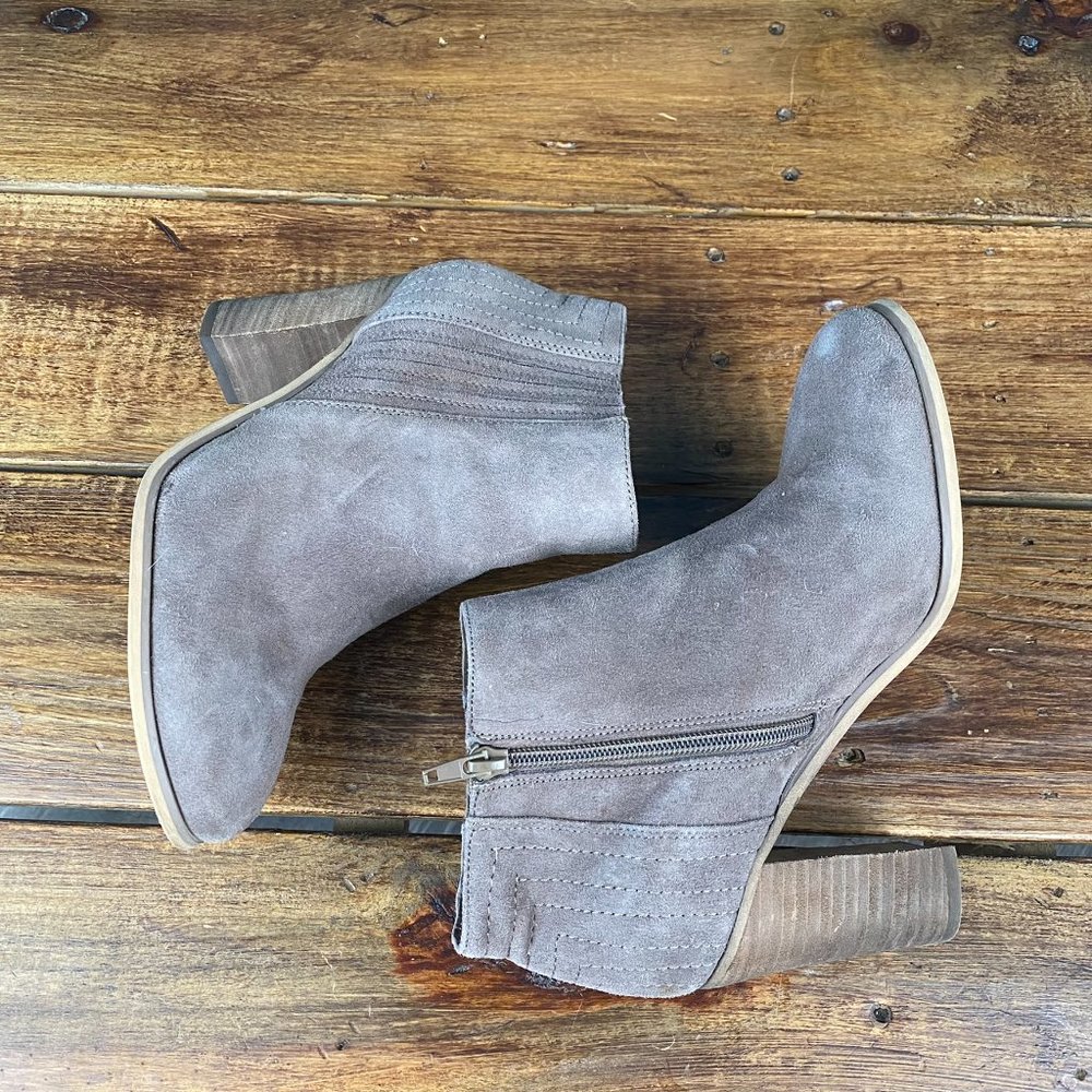 Carlos by Carlos Santana Kaliopi Suede Ankle Boot Tan Size 8.5 - Picture 7 of 9